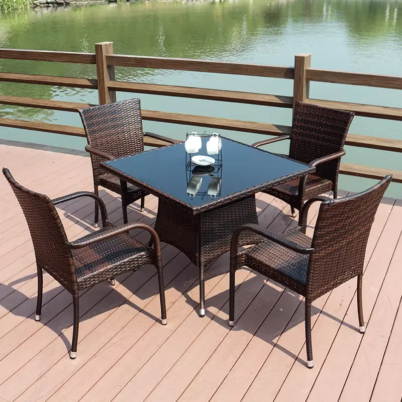 Tavolino da caffè in metallo e - Outdoor Furniture Prices recensione e prezzo