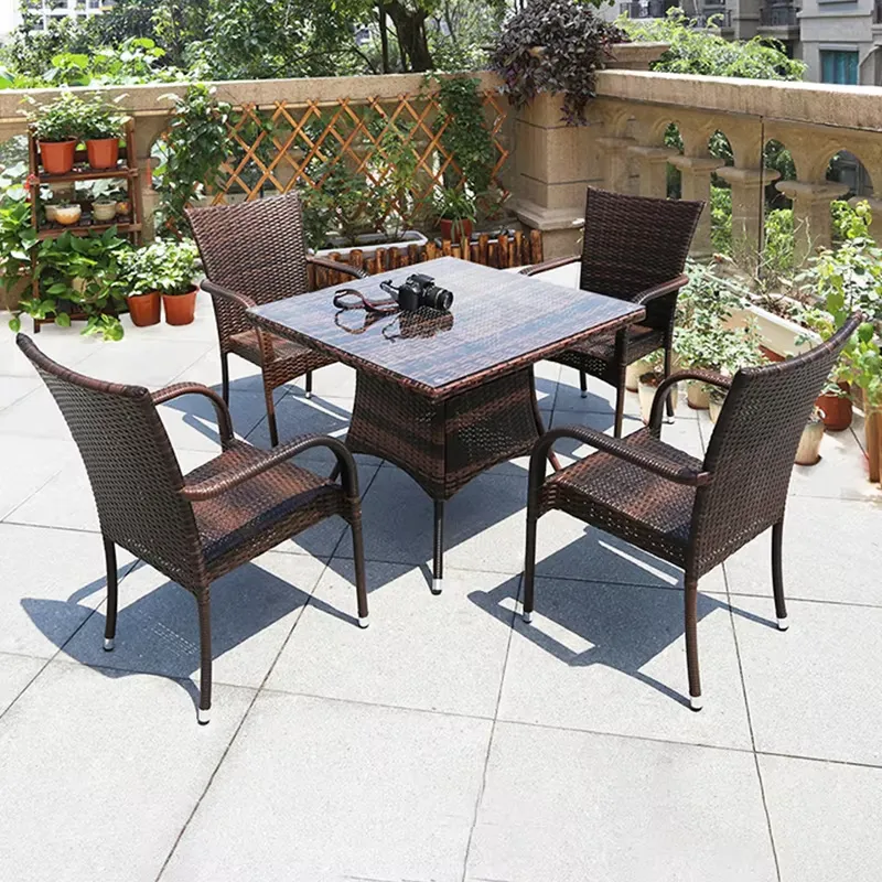 Tavolino da caffè in metallo e - Outdoor Furniture Prices recensione e prezzo